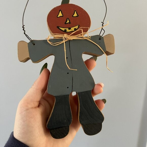 Folk Art Style Halloween Sign Pumpkin Man Primitive Wood Painted Hanging Art - Picture 7 of 7